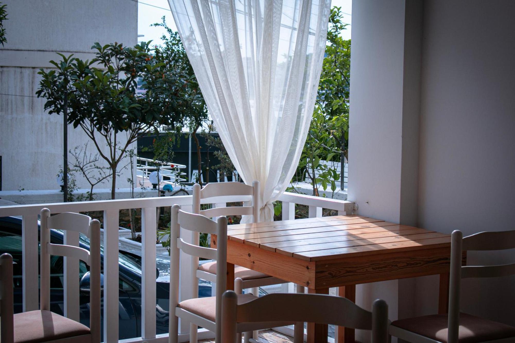 Hotel Fron Σαράντα Εξωτερικό φωτογραφία