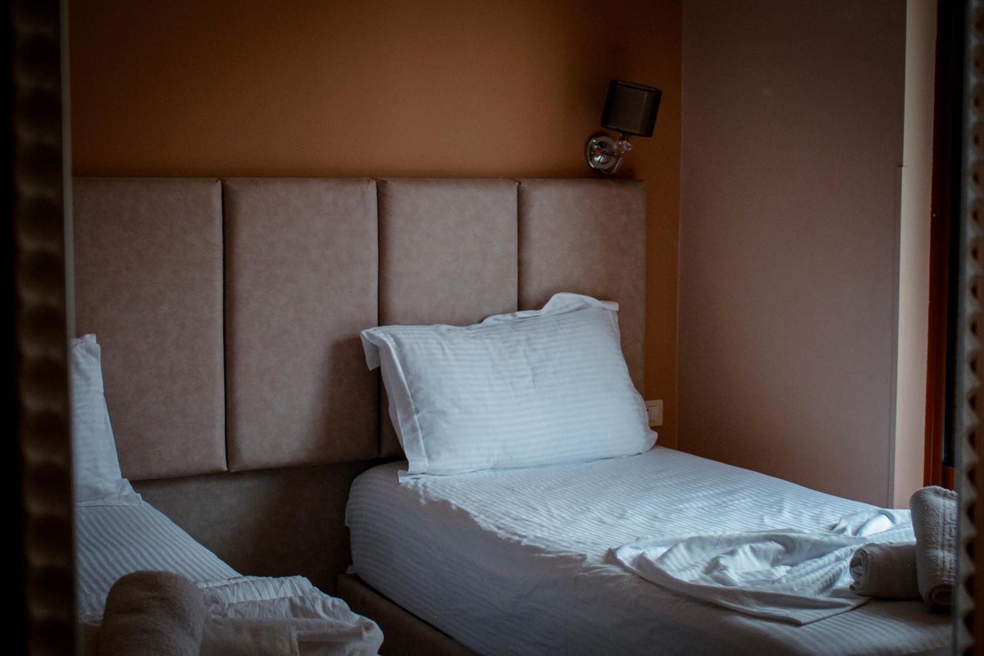 Hotel Fron Σαράντα Εξωτερικό φωτογραφία