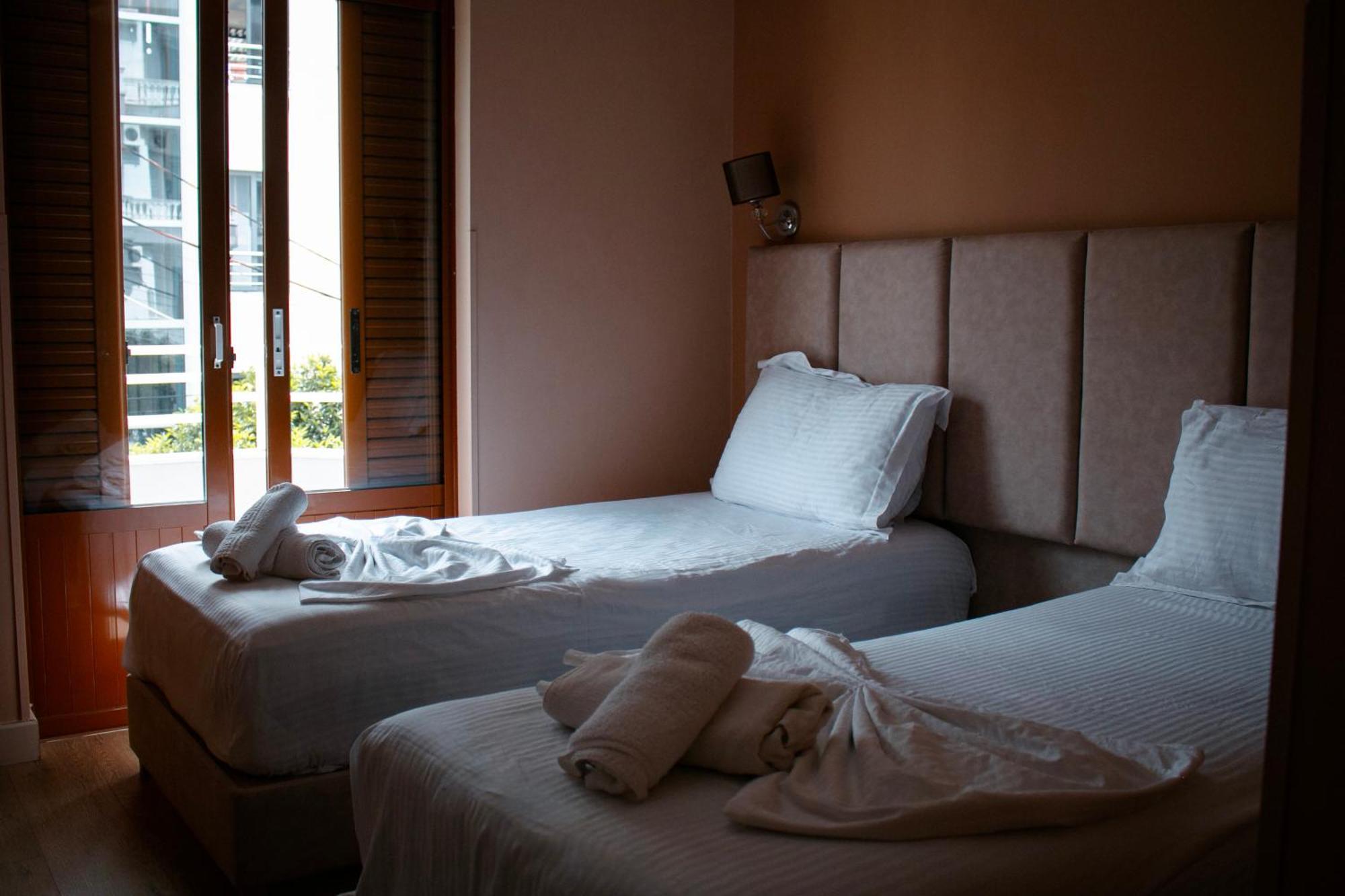 Hotel Fron Σαράντα Εξωτερικό φωτογραφία